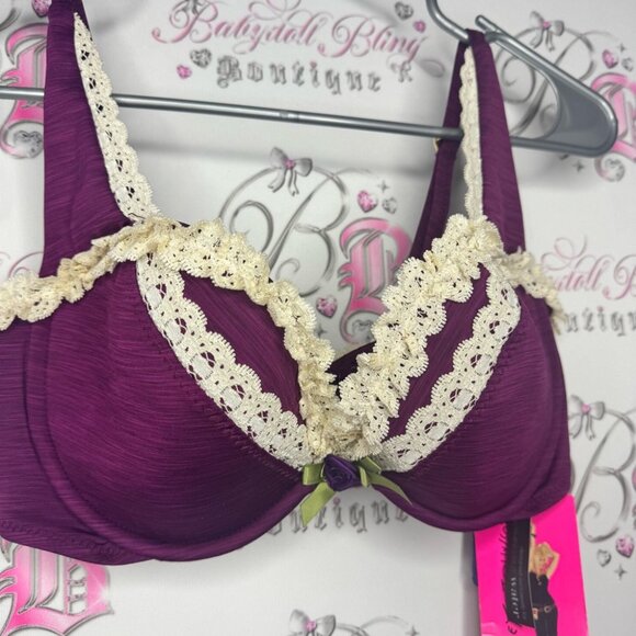 Betsey Johnson bikini top bra style lace purple heart adjustable straps BNWT - Picture 3 of 11